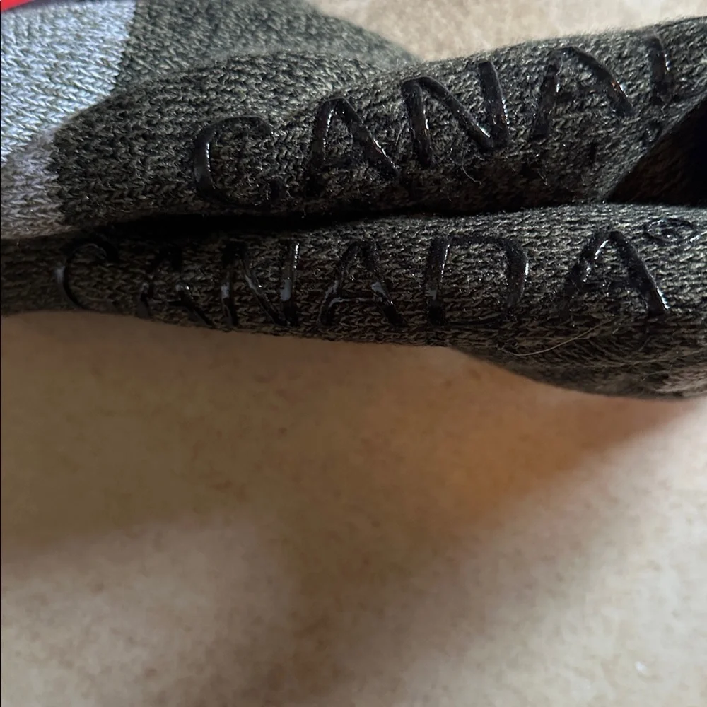 NWT Canada Weather Gear Men's Cabin Socks 6/12